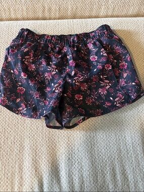 Old Navy Black Floral Girls' Active Shorts with Pink Accent